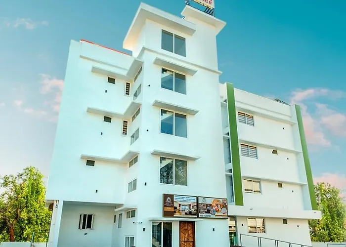 Hotel Eden Palace