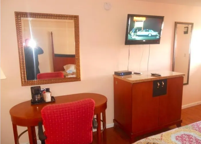 Mughal Motel