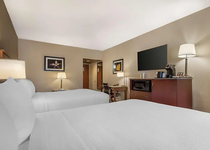 Best Western Plus Peak Vista Inn & Suites