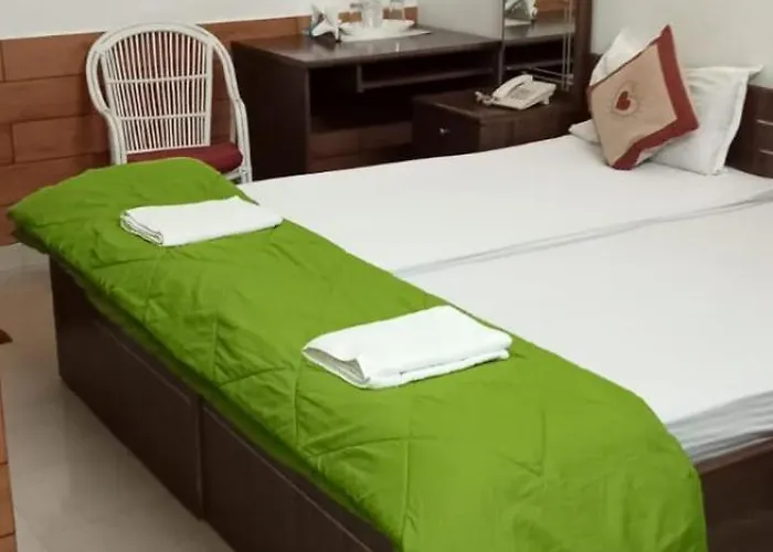 Sapphire Inn
