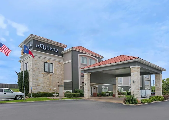 La Quinta By Wyndham Fredericksburg