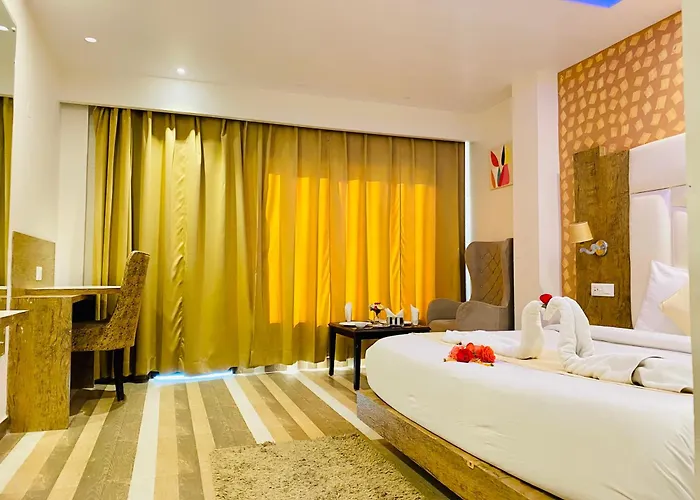 Nature Valley Resort Mashobra By Naina Staycation- Private Parking - Balcony And Valley View Rooms
