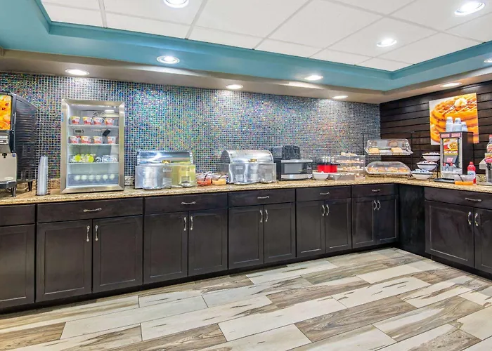 La Quinta By Wyndham Denison - North Lake Texoma