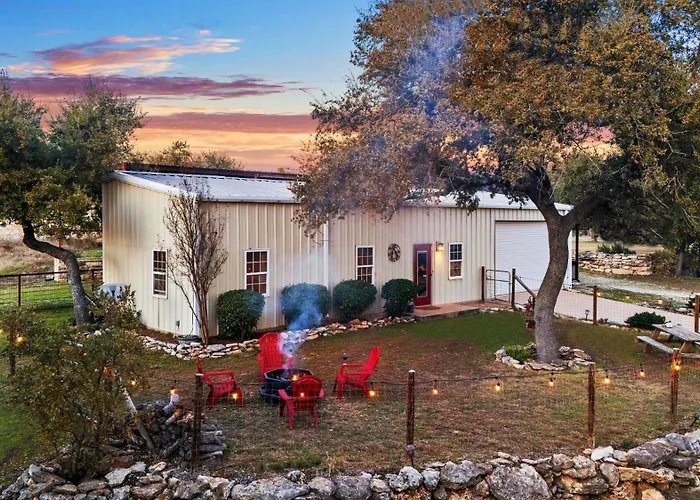 Barndominium With Farm And Firepit Near Lake Georgetown