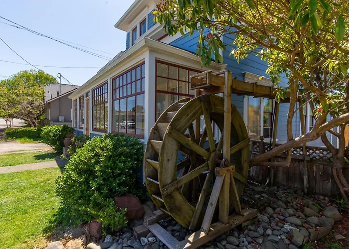 Water Wheel Victorian