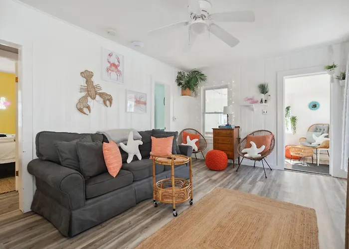 Lorraine'S Landing 2 Min To Beach Pet-Friendly