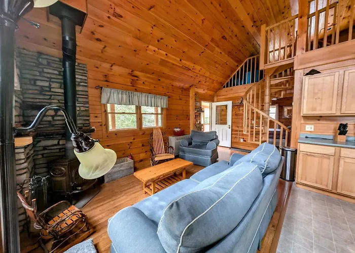 Log Cabin On Saltwater Cove