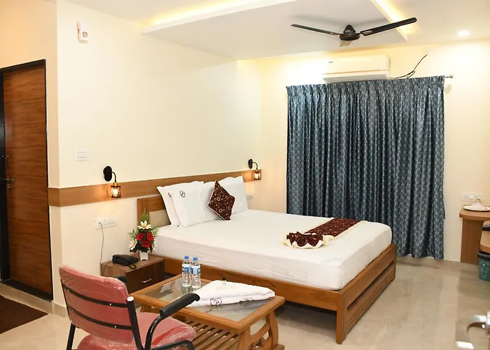 M R Residency Lokapur