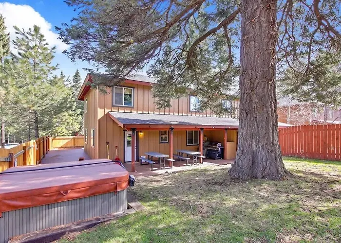 Magical Mccall Retreat Near Golf Course And Lake