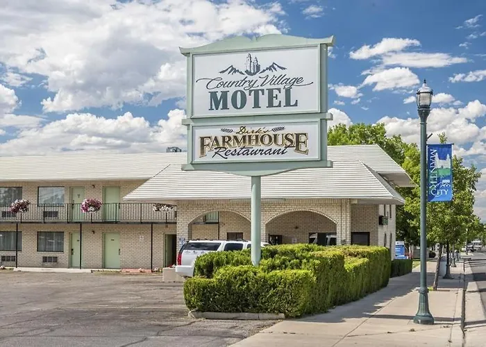Country Village Motel