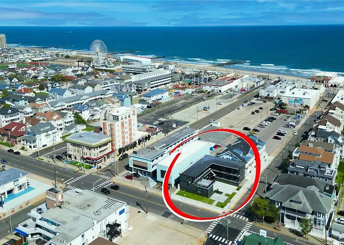 The Surf Club