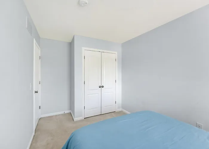Chic Modern Townhouse 4Br 4B