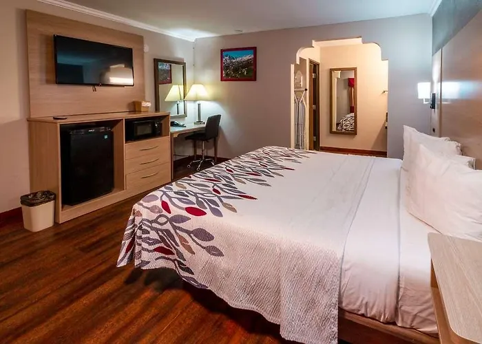 Quality Inn Bishop Near Mammoth