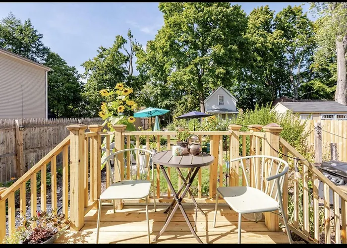 2 Bedroom Garden Apt Pets Welcome