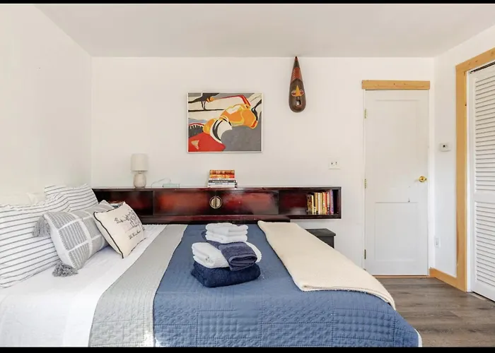 2 Bedroom Garden Apt Pets Welcome