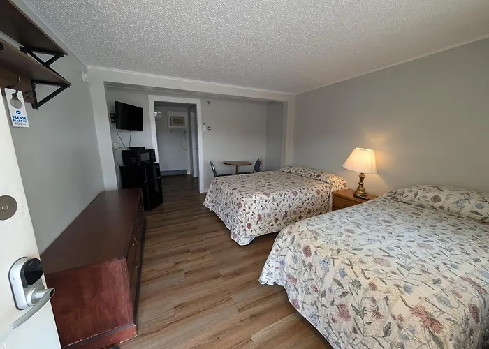 Aroostook Hospitality Inn - Washburn