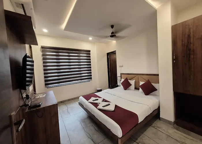 Hotel Prakasham