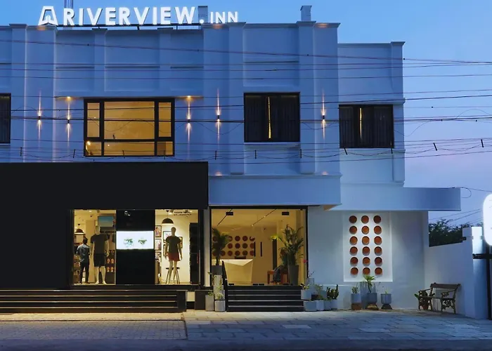 Hotel River View