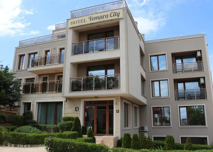 Vemara City Boutique Hotel-Free Parking Warna