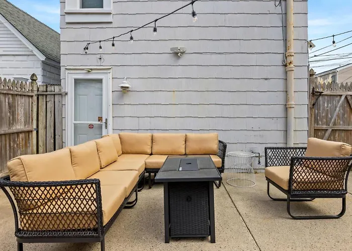 Charming North End Oc Beach House 4Br 3Ba