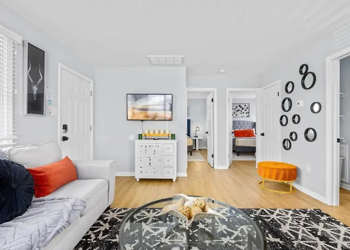 2Br Beach Escape - Walk To Boardwalk - Parking