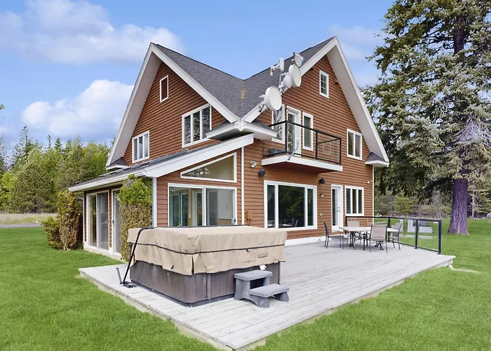 Lakeview Home With New Hot Tub - Sleeps 10