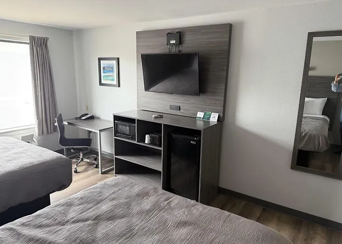 Quality Inn & Suites Biloxi - Ocean Springs