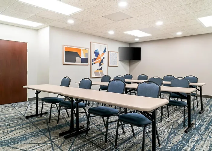Holiday Inn Express Lapeer By Ihg