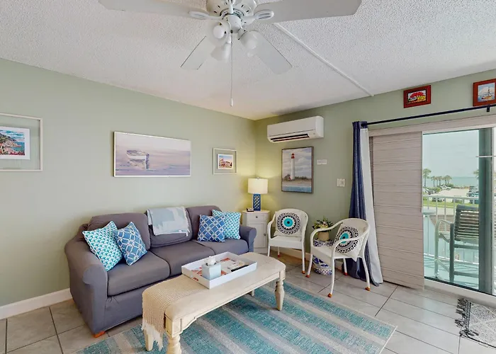 Mariners Cove 302