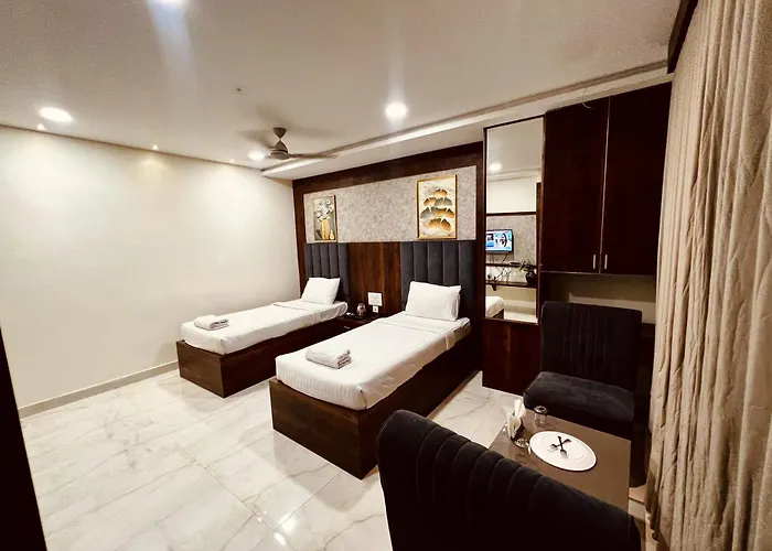 Hotel Jbs Minerva Grand