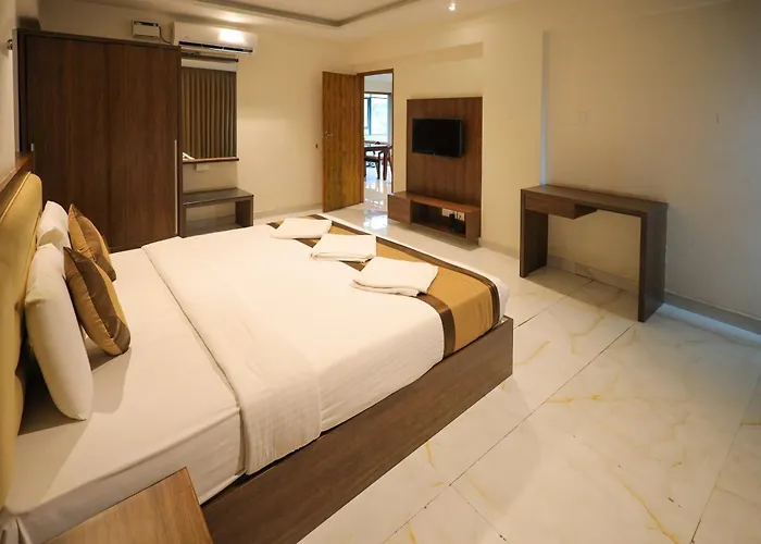 Adyar Plaza Inn By Rak Rooms, Mangaluru