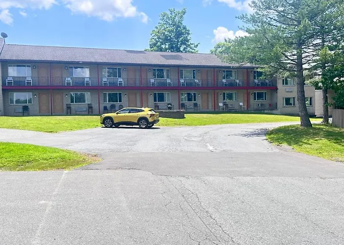 Latham Inn