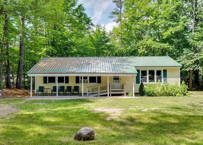 Outdoor Exploration: Quaint North Conway Cottage!