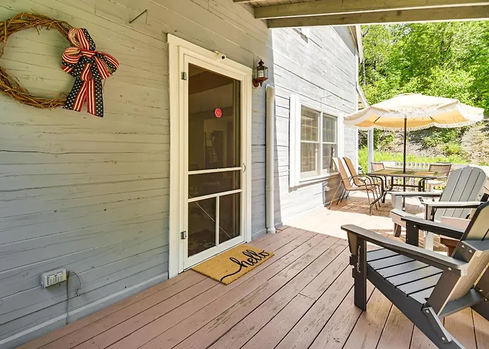 1 Mi To Rangeley Lake: Cabin W/ Wraparound Deck!