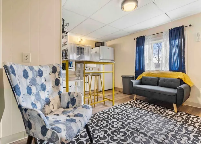 Charming And Tranquil Near Downtown And River Parking Included