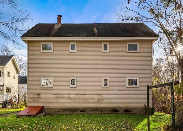Charming And Tranquil Near Downtown And River Parking Included