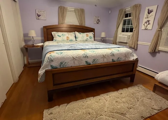 5 Bedroom Farmhouse In Sandwich Cape Cod