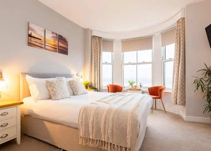 The Clarence Gardens Hotel, BW Signature Collection