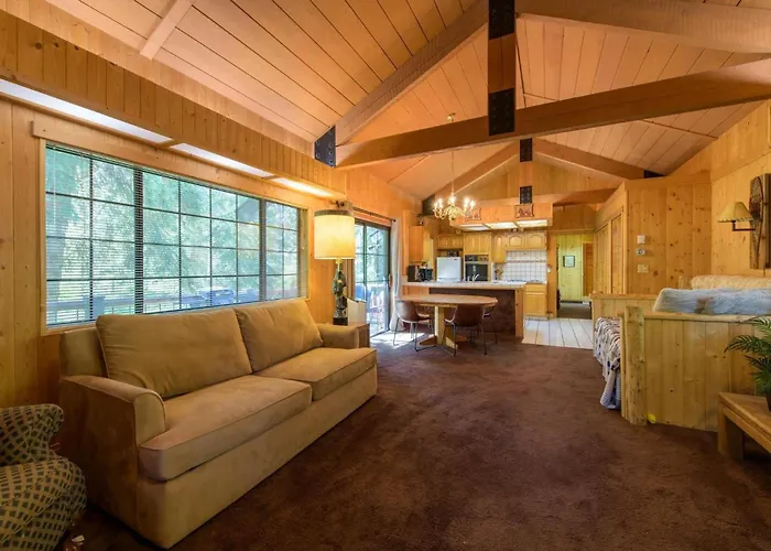 Glen Lake Cabin In The Woods