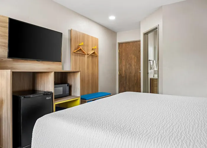 Days Inn By Wyndham Billings
