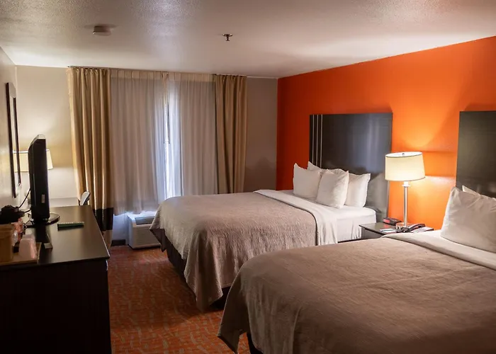 Quality Inn & Suites Fresno Northwest