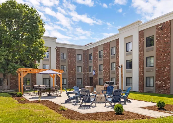 Holiday Inn Express Plattsburgh By Ihg