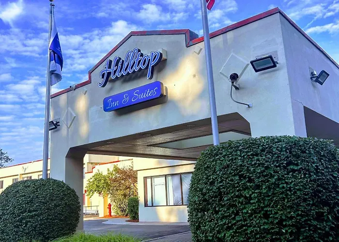 Hilltop Inn & Suites