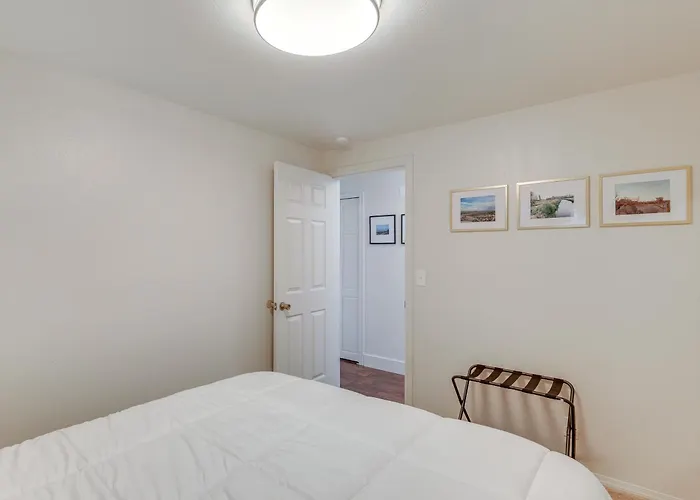 1 Mi To Main Street Vernal: Updated Home W/ Yard!
