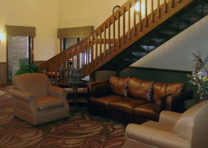 Quality Inn & Suites Searcy I-57