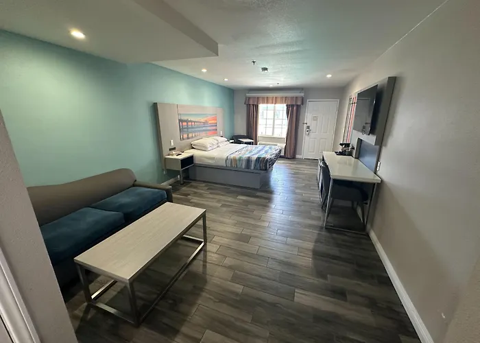 Wave Hotel Manhattan Beach