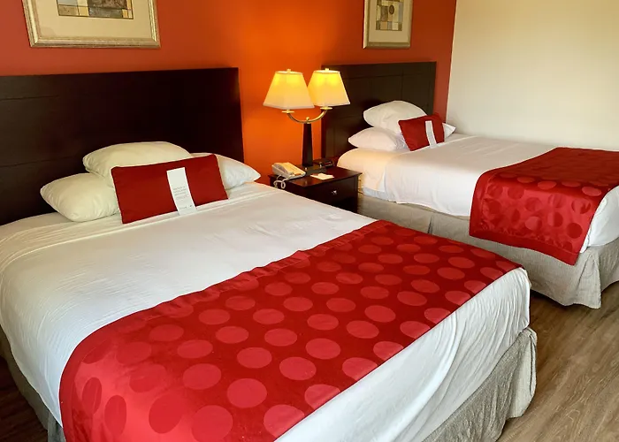 Ramada By Wyndham Newark/Wilmington