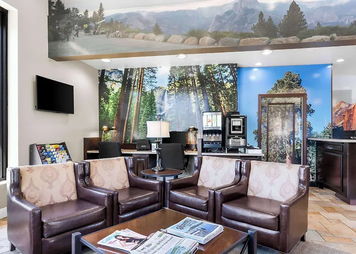 Best Western Plus Yosemite Way Station