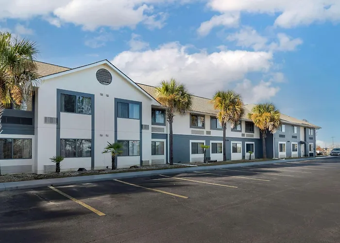 Comfort Inn & Suites - Near Robins Air Force Base Main Gate Warner Robins