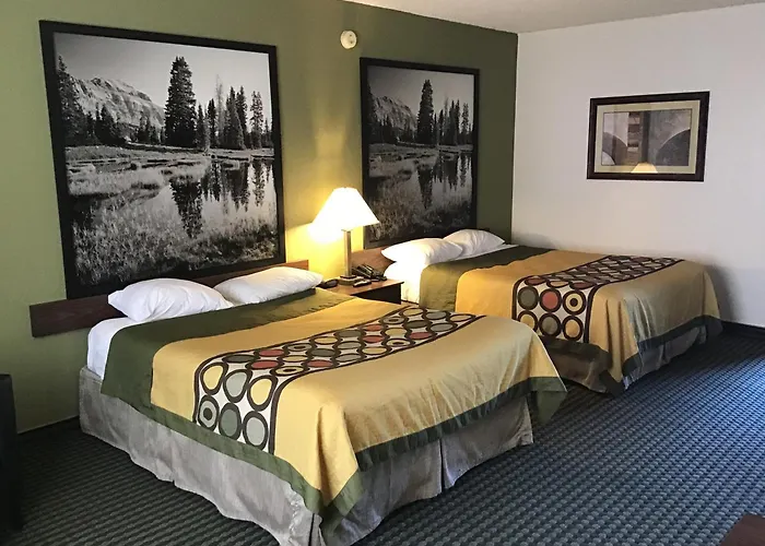 Super 8 By Wyndham Wendover